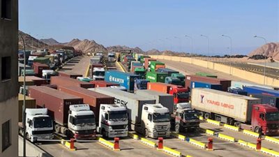 ميناء نويبع يستقبل 246 راكبا و67 سيارة