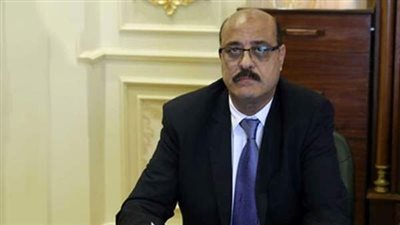 تجديد حبس صلاح عيسى و3 آخرين في قضية رشوة المقابر