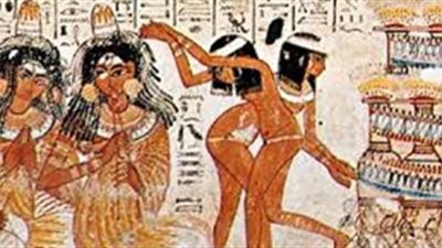 مدير متحف الآثار بمكتبة الإسكندرية يوضح حقيقة استخدام الفراعنة الحبر السري