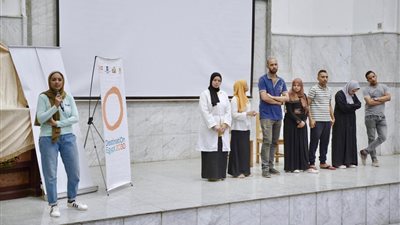 400 مشارك في اليوم الأول لحملة 