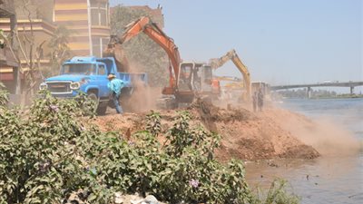 إزالة 34 حالة تعد على الأراضي الزراعية بمركز دشنا في قنا