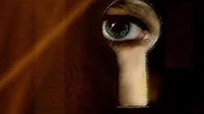 جرائم تصوير السيدات.. إحالة رئيس ضرائب للتأديب بتهمة تركيب كاميرات في الحمامات.. تصوير الفتيات في دورة مياه مركز طبي.. جرائم محال الملابس عرض مستمر.. والعقوبة تصل إلى السجن المؤبد