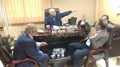 نائبا حدائق القبة يناقشان مشكلات الدائرة مع رئيس الحي