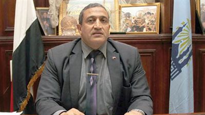 نائب محافظ القاهرة يوافق على النموذج المقترح من الباعة للباكيات