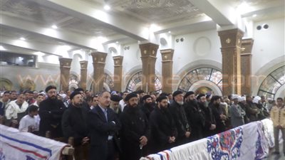 عام على مذبحة داعش بليبيا ودموع أهالي الضحايا لا تجف.. المحافظ يتغيب عن القداس التذكارى.. والدة «صموئيل»: «اتوحشوك ياولدى».. والد هانى: مات نور عينى.. وافتتاح كنيسة العور قريبا لتخ