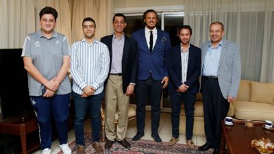 سفير مصر بالكونغو يوجه دعوة عشاء لرئيس بعثة بيراميدز (صور)