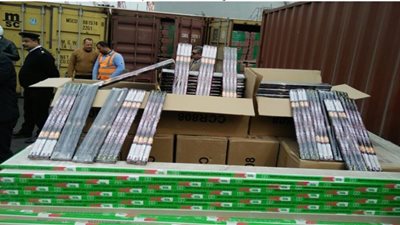 إحباط تهريب 42 طن ألعاب نارية وشماريخ بميناء الإسكندرية