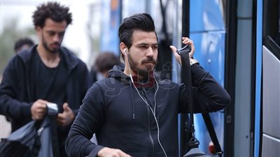 وصول لاعبي المقاصة لاستاد القاهرة استعدادا لجينيريشن «صور»