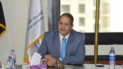 كمال الدسوقي: خفض أسعار الفائدة يحفز على زيادة الاستثمارات