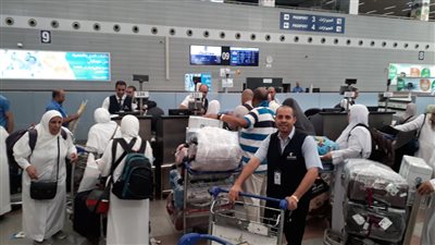 مصر للطيران: عودة 48 ألف و500 حاج على متن 223 رحلة (صور)