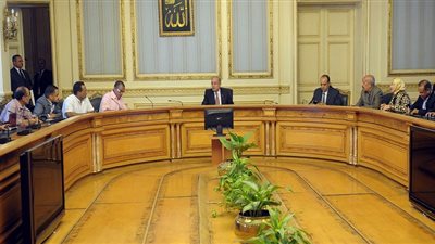 مجلس المحافظين: الاعتماد على الصناديق الخاصة لحل مشكلة القمامة