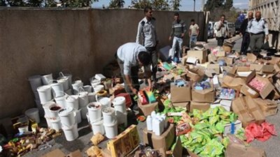 مصادرة 27 طن فواكه وخضراوات فاسدة داخل ثلاجة بالشرقية