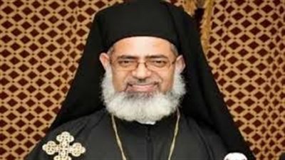 مطران كاثوليك المنيا يكرم الناجحين في الثانوية العامة