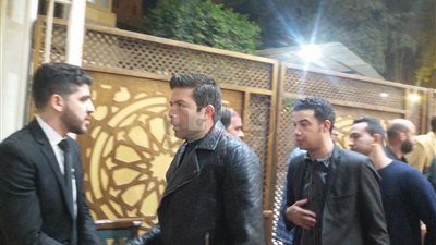 نجوم الفن في عزاء محمد متولي بالحامدية الشاذلية (فيديو وصور)