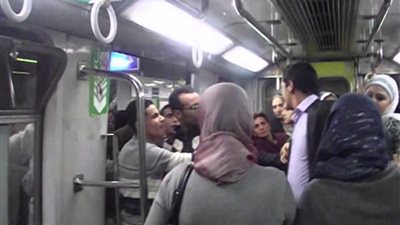 مفاجأة.. تهديد أسرة سيدة تحرش بها أمين شرطة بمترو المرج