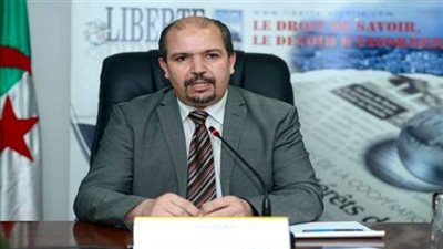 الجزائر تطرد دبلوماسيين اثنين لنشرهما المذهب الشيعى بالبلاد