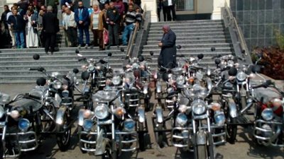 «تضامن الإسكندرية» توزع 25 دراجة بخارية لذوي الإعاقة الحركية