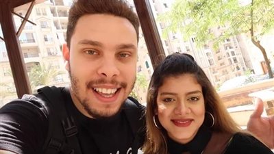 إنذار رسمي لوزير الاتصالات لحجب قناة اليوتيوبر أحمد حسن وزينب