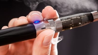 طلب إحاطة لحظر تداول السجائر الإلكترونية في مصر