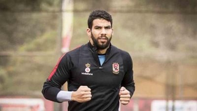 تعرف على موعد إعلان جاهزية شريف إكرامي للتدريبات الجماعية بالأهلي