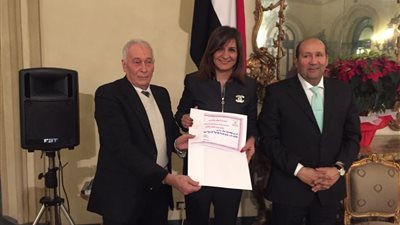 نبيلة مكرم: للمهاجرين غير الشرعيين حق التصويت بانتخابات الرئاسة