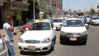 سؤال بالبرلمان حول أزمة تصاريح تسيير التاكسي الأبيض