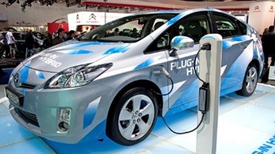 السيارات الكهربائية تغزو العالم مطلع 2035