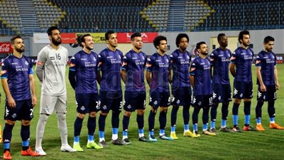 إسلام عيسى يقود هجوم بيراميدز أمام إيتوال في الكونفدرالية