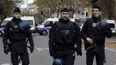 الشرطة الفرنسية تفرق اعتصاما في موقع لتخزين نفايات نووية