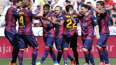 الليلة.. برشلونة يسعى للابتعاد بالصدارة من بوابة خيخون