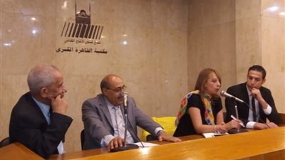 ضيوف ندوة «الإعلام في مواجهة الإرهاب» يقترحون تدريس