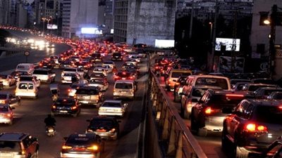 كثافات مرورية أعلى دائري المريوطية بسبب تصادم 4 سيارات