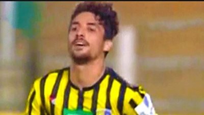 طاهر محمد طاهر خارج معسكر المقاولون في كرواتيا بسبب المنتخب