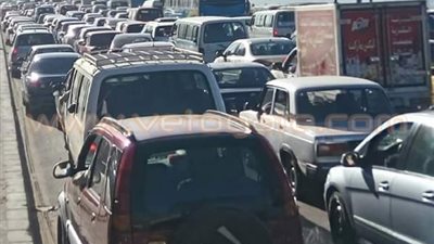 شلل مرورى في الإسكندرية بسبب وقفة احتجاجية لسائقي التاكسي