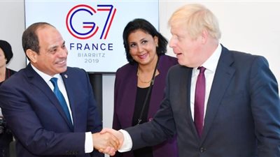 السيسي يلتقي رئيس وزراء بريطانيا على هامش قمة السبع