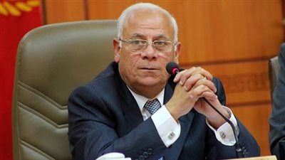 محافظ بورسعيد يبحث إقامة محطة لإنتاج البيوجاز بمنطقة القابوطي