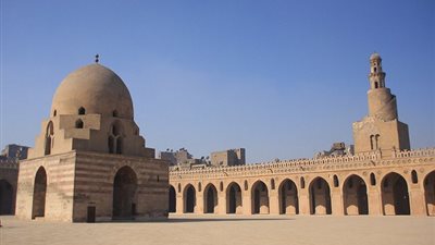الآثار توضح حقيقة غرق حواصل مسجد ابن طولون في المياه الجوفية