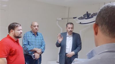وكيل صحة الوادي الجديد يتسلم عمله ويجري جولة على المستشفيات