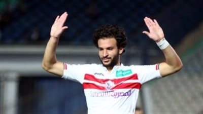 علاء وفتحي وداودا يؤازرون الزمالك من الملعب