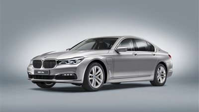 بالصور.. أول ظهور لـ «BMW 740e» الهجينة قبل طرحها في معرض جنيف