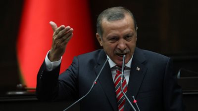 أردوغان: على أمريكا الاختيار بين تركيا أو الجماعات الكردية
