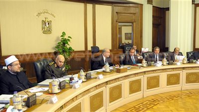 رئيس الوزراء يتعهد باستكمال المشروعات التنموية