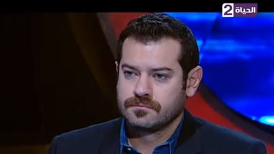 بالفيديو..عمرو يوسف: «نفسى اشتغل مع الفنانة منى زكي»