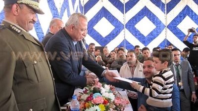 توزيع 150 تاكسي ضمن مبادرة الرئيس لتشغيل الشباب