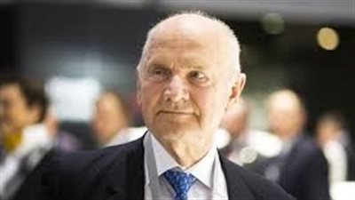 وفاة رئيس مجلس إدارة مجموعة فولكس فاجن عن عمر ناهز 82 عاما