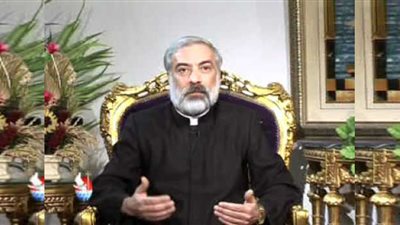 مطران سوهاج للكاثوليك يترأس اجتماع شمامسة الإيبارشية