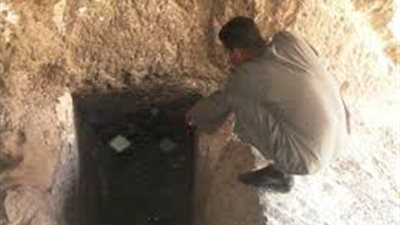 باستخدام موتور غاطس.. القبض على 4 لاتهامهم بالتنقيب عن الآثار ببني سويف