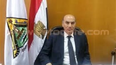 تشكيل لجنة لفحص شكاوى الطلاب الوافدين بكلية آداب بنها