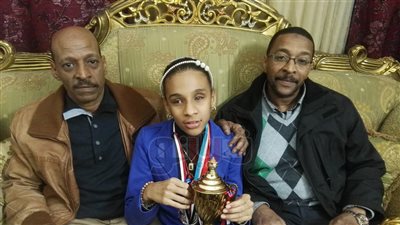 «زهوة كرار» تتحدى المستحيل.. «طالبة بورسعيد» تتغلب على إعاقتها البصرية وتحصل على المركز الأول في الشعر.. تحفظ 8 أجزاء من القرآن.. وتستعد للحصول على بطولة العالم للجودو (فيديو»