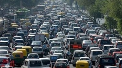زحام مروري أعلى الطرق الرئيسية ومحاور القاهرة والجيزة بسبب زيادة الأحمال
